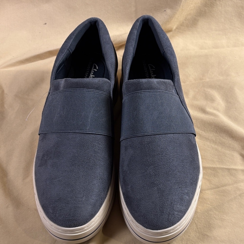 Clarks Cloudsteppers Audreigh Eve Navy Suede Slip-On Platform Sneakers NWOT